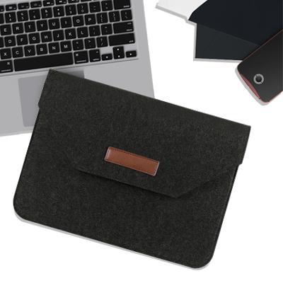 15.4'' Wool Felt iPad Pouch