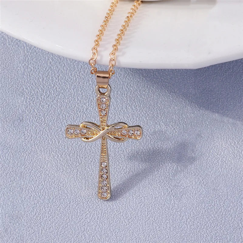 Fashion Cross Necklace for Women Men Gold Silver Color Dazzling Crystal Jesus Crucifix Necklace Christian Jewelry Wholesale