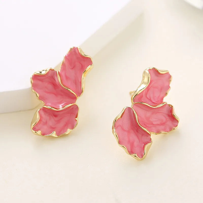 Anting-anting Pos Kelopak Eanmel Krim Logam Tidak Teratur untuk Wanita Rekaan Berat Gaya Baru Hadiah Aksesori Parti Barang Kemas Fesyen