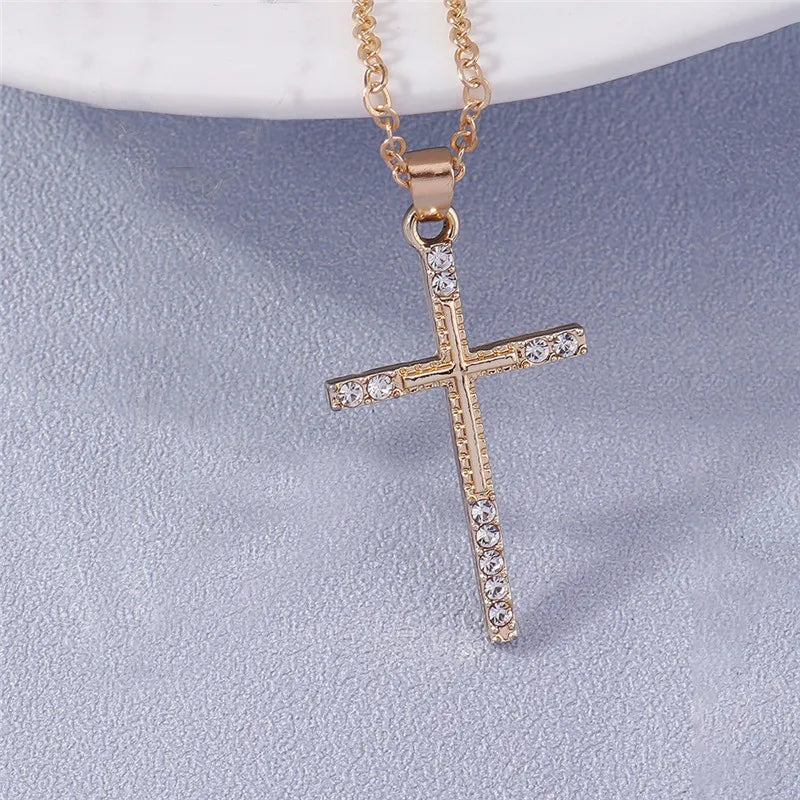 Fashion Cross Necklace for Women Men Gold Silver Color Dazzling Crystal Jesus Crucifix Necklace Christian Jewelry Wholesale