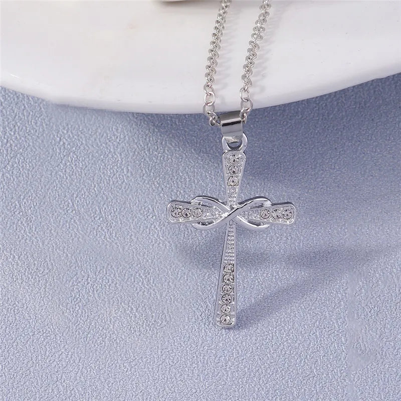 Fashion Cross Necklace for Women Men Gold Silver Color Dazzling Crystal Jesus Crucifix Necklace Christian Jewelry Wholesale