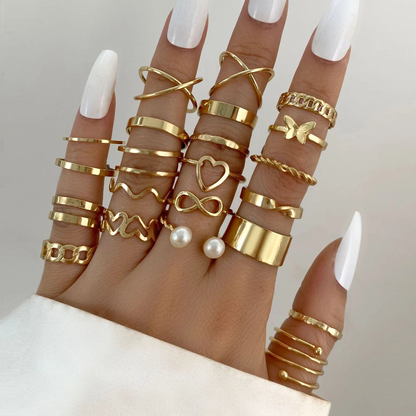 47Pcs/Set Vintage Gold Color Heart Rings Set For Women Men Hollow Butterfly Pearl Crystal Geometric Rings Trendy Finger Jewelry