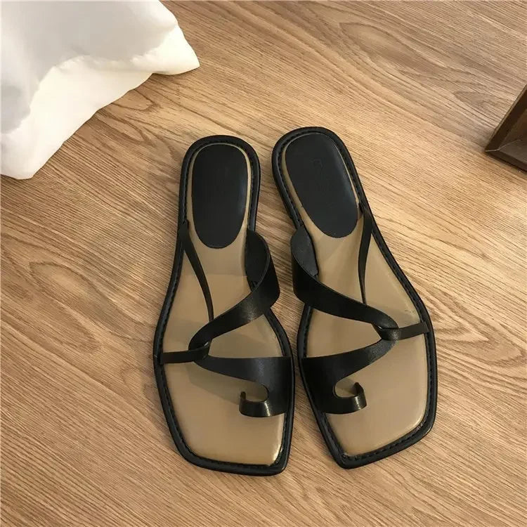 Sandals Women Summer New 2024 Korean Version Clip Toe Flip Flops Outdoor Fashion Flat Casual Non-slip Sandals Female Beach Mules