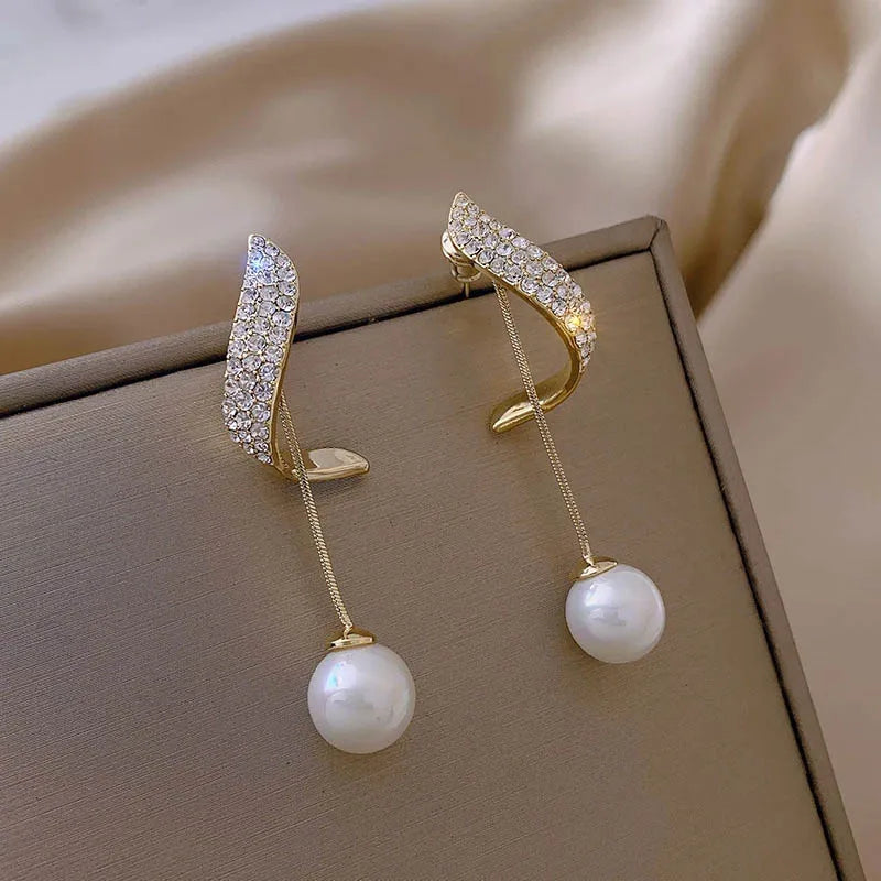 2022 New Classic Elegant Imitation Pearl Dangle Earrings For Women Crystal Long Tassel Exquisite Drop Earring Wedding Jewelry