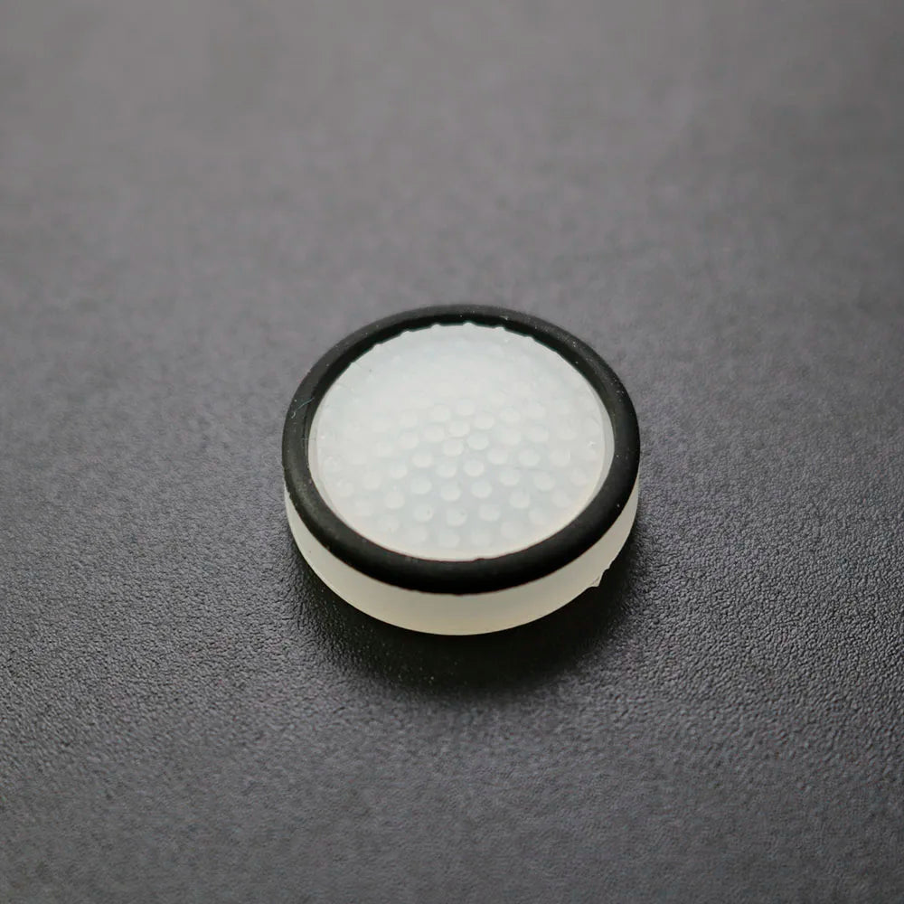 YUXI 1pcs Silicone Getah Thumb Stick Caps untuk Suis NS Joy Con Controller Joystick Cover untuk Joy-Con Analog Stick Cap Cap Game