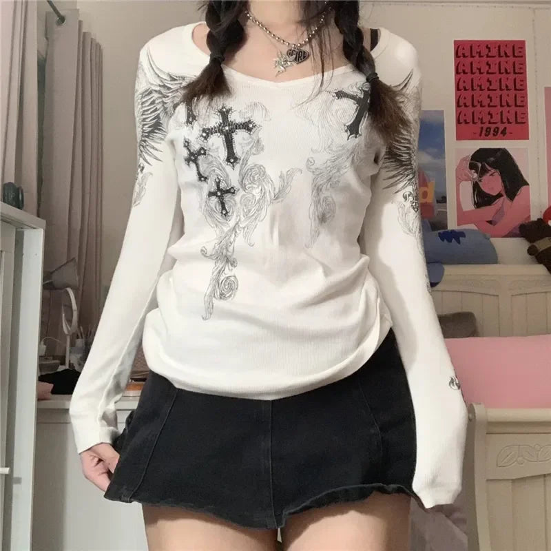Kemeja-T Estetik 2000-an Grafik Sayap Silang Cetak Atasan Lengan Panjang y2k Pakaian Wanita Fairycore Grunge Tee Streetwear