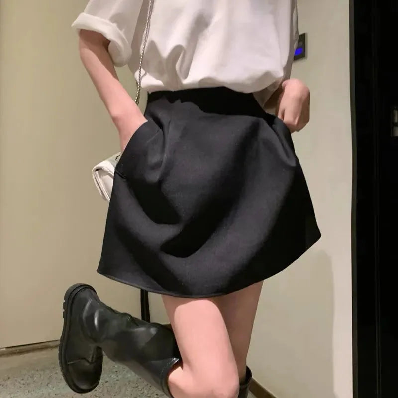 Lucyever Black White High Wiast Puffy Skirt Pendek Wanita Padanan Y2K Poket A-Line Skirt Wanita Skirt Sut Gaya Kerja Korea