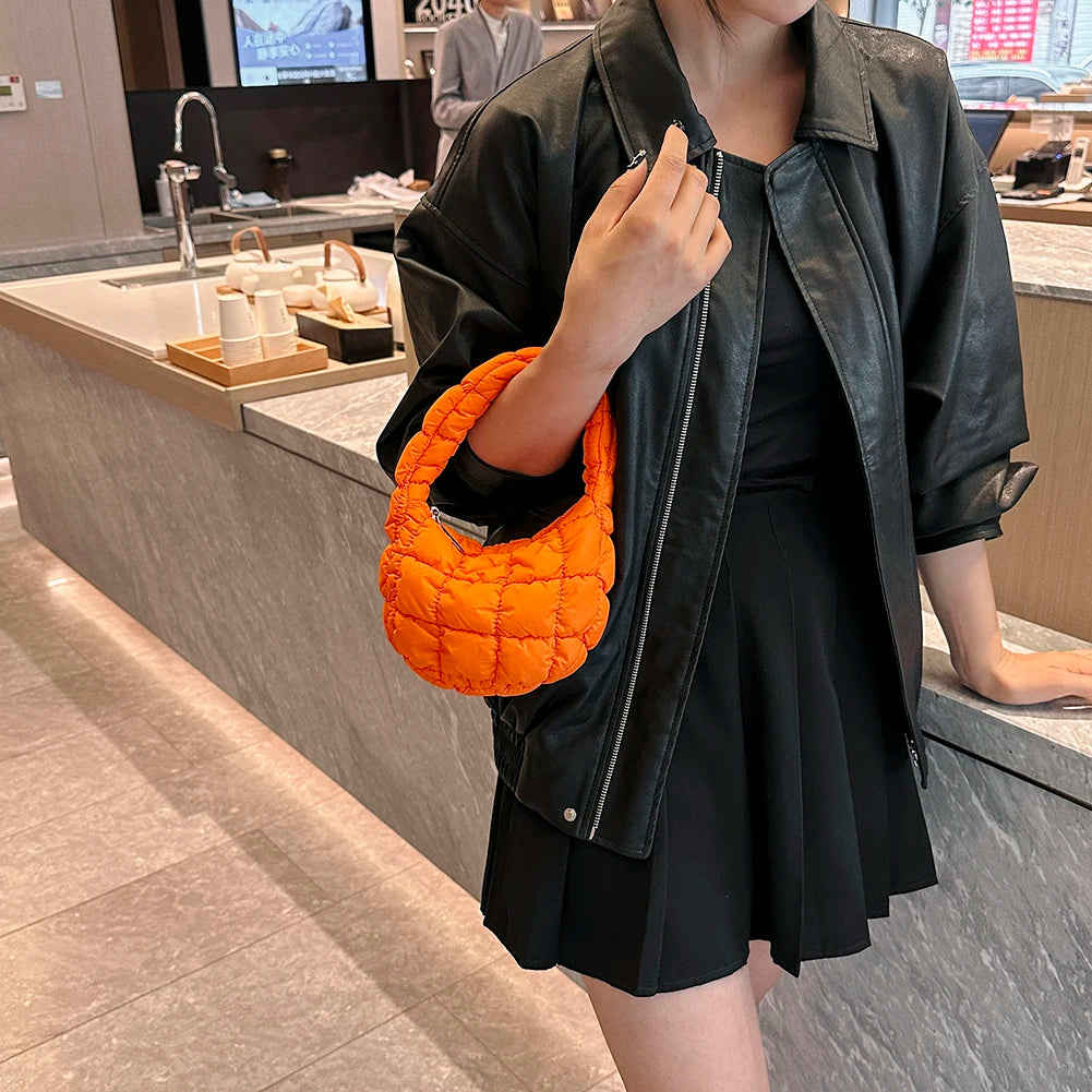 Quilted Padded Crossbody Bag for Women Pleated Bubbles Cloud Shoulder Bags Large Tote Bucket Designer Bag Ruched Handbags 2023