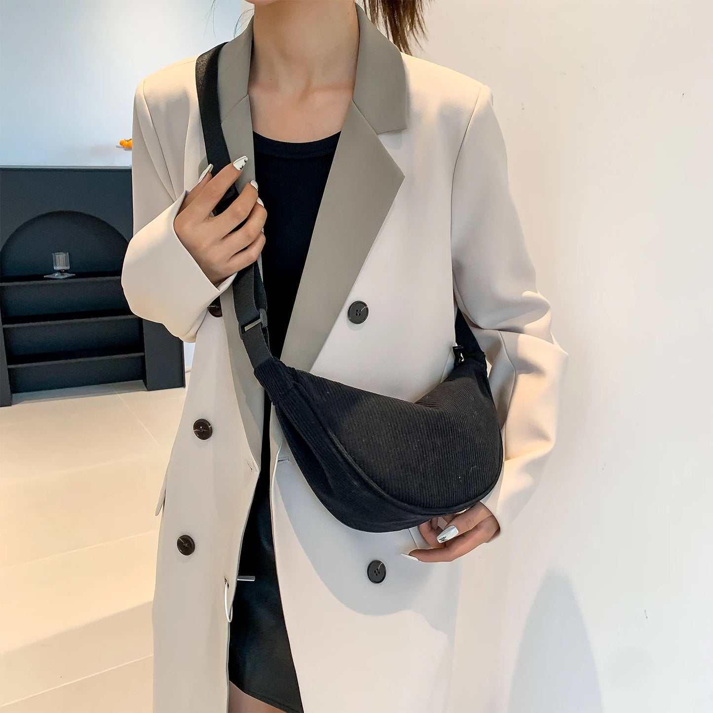Dumpling Bag Fashion Shoulder Bag Adjustable Strap Corduroy Womens Satchel Bag Solid Color Ladies Sling Bag Casual Commuting Bag