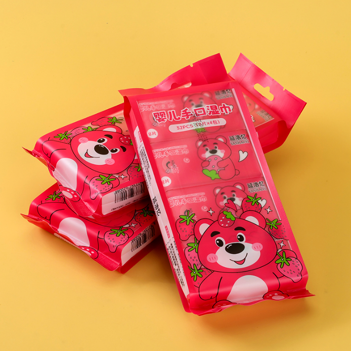 Tisu Basah Empat Beruang Strawberi (120)