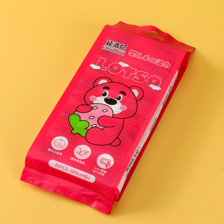 Tisu Basah Empat Beruang Strawberi (120)