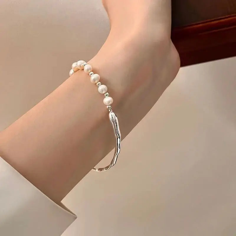 New Pearl Heart Bracelet for Women Classic Temperament Beaded Metal Peach Love Handicraft Trendy Female Accessories Jewelry Gift