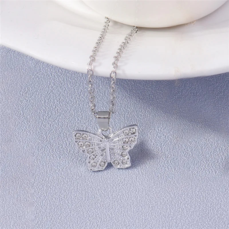 Fashion Cross Necklace for Women Men Gold Silver Color Dazzling Crystal Jesus Crucifix Necklace Christian Jewelry Wholesale