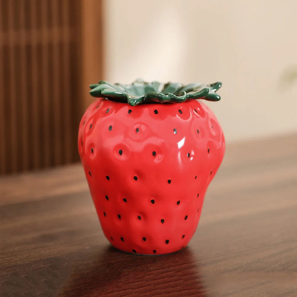 Asbak strawberi seramik dengan penutup, kalis angin dan kalis abu terbang, rumah, ruang tamu, hiasan asbak pejabat, storan dan pro