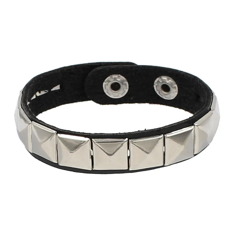 2022 Punk Rivet Nightclub Trend Bracelet Skull Bracelets Bangle Stainless steel Gothic Multi-level Fashion Jewelry wholesale