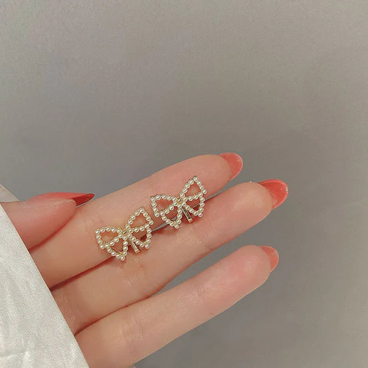 Klip Telinga Tanpa Lubang Telinga Klip Tulang Telinga Wanita Musim Panas Ringan Anting-anting Mutiara Gred Tinggi Mewah Perangai Minoriti Serbaguna 