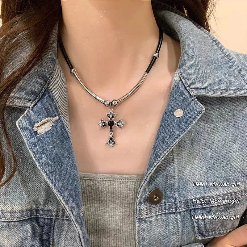 Pendant Hip Hop Cross Accessories Necklace Women Korean Fashion Kpop Emo Chain Collar Choker Valentines Gift Charm Jewelry 2024