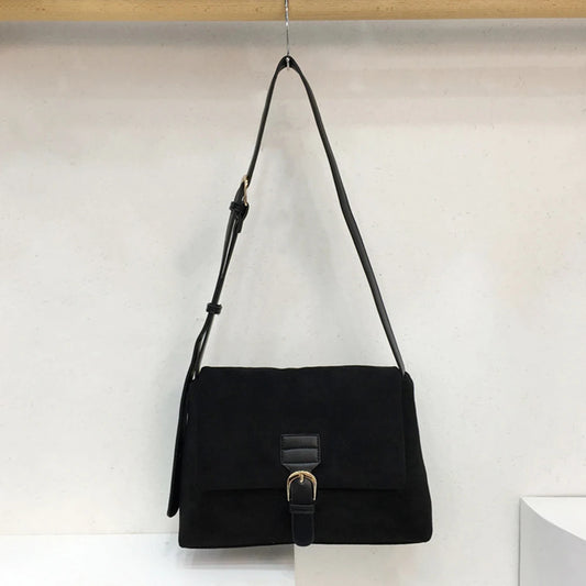 Women Faux Suede Shoulder Bag Large Capacity Chic Hobo Bag Solid Color Trendy Satchel Bag Adjustable Strap Simple Commuting Bag