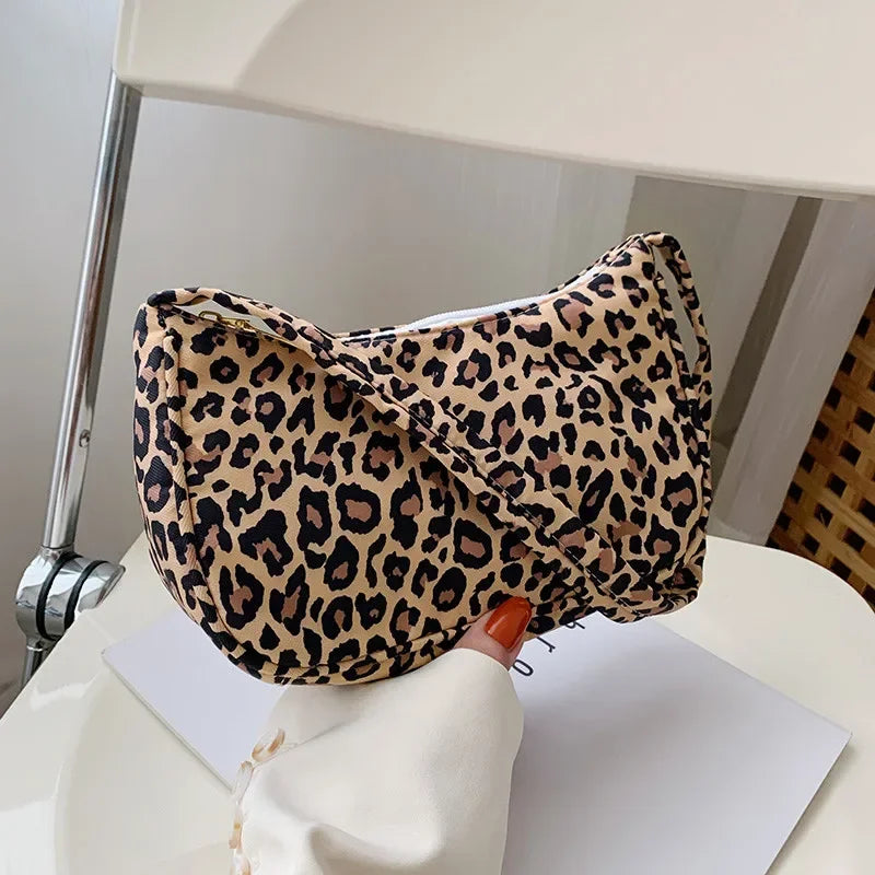 Women Shoulder Bag Fashion Animal Pattern Print Bag Casual Nylon Butterfly Leopard Zebra Cow Print Women Handbag Underarm Bags