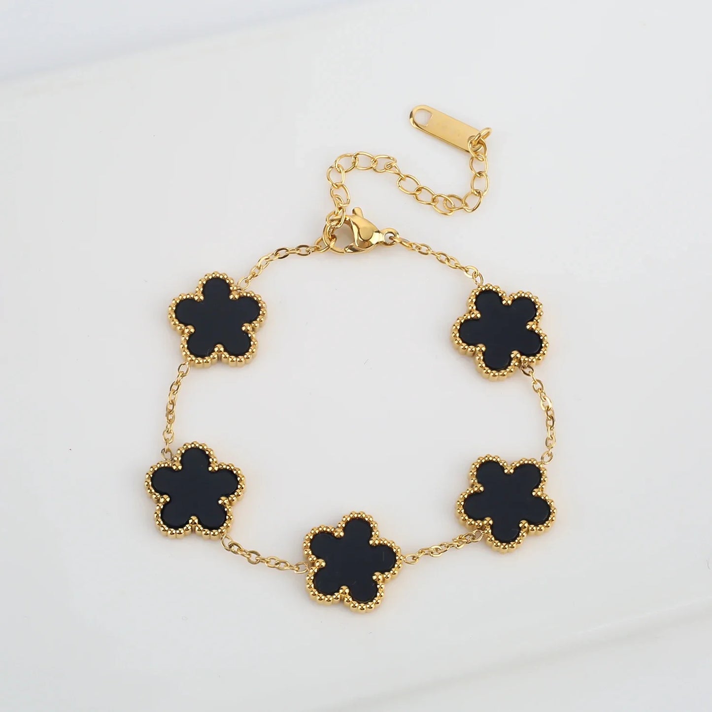 High Quality Delicate Stainless Steel Jewelry Plant Plum Flower Bracelet for Women 7 Color Clover Bracelet Gift