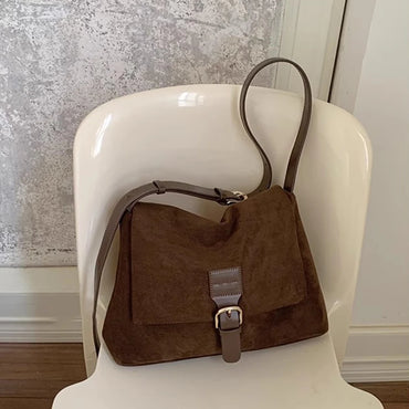 Women Faux Suede Shoulder Bag Large Capacity Chic Hobo Bag Solid Color Trendy Satchel Bag Adjustable Strap Simple Commuting Bag