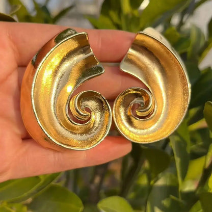 Vintage Gold Color Earrings Woman Fan-shaped Stud Earrings
