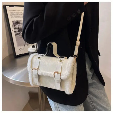 Winter Women Crossbody/shoulder Bag 2023 New Lamb Plush Velvet Bag Lady Small Square Handbag French Korea Style