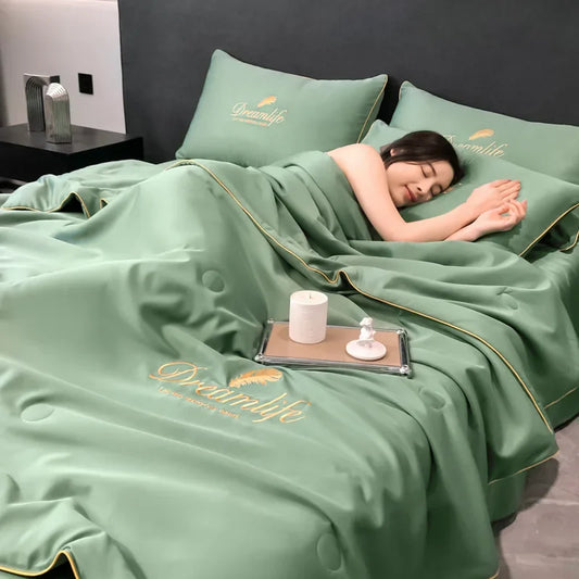 Luxury Spring Summer Comforter Set Embroidered Breathable Thin Blanket Summer Quilt Skin Friendly Air Conditioner Quilt Queen