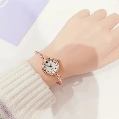 YIKAZE Women Bracelet Watch Retro Gold Bangle Women Watches Stainless Steel Retro Ladies Quartz Wristwatch Clock Dress Watch