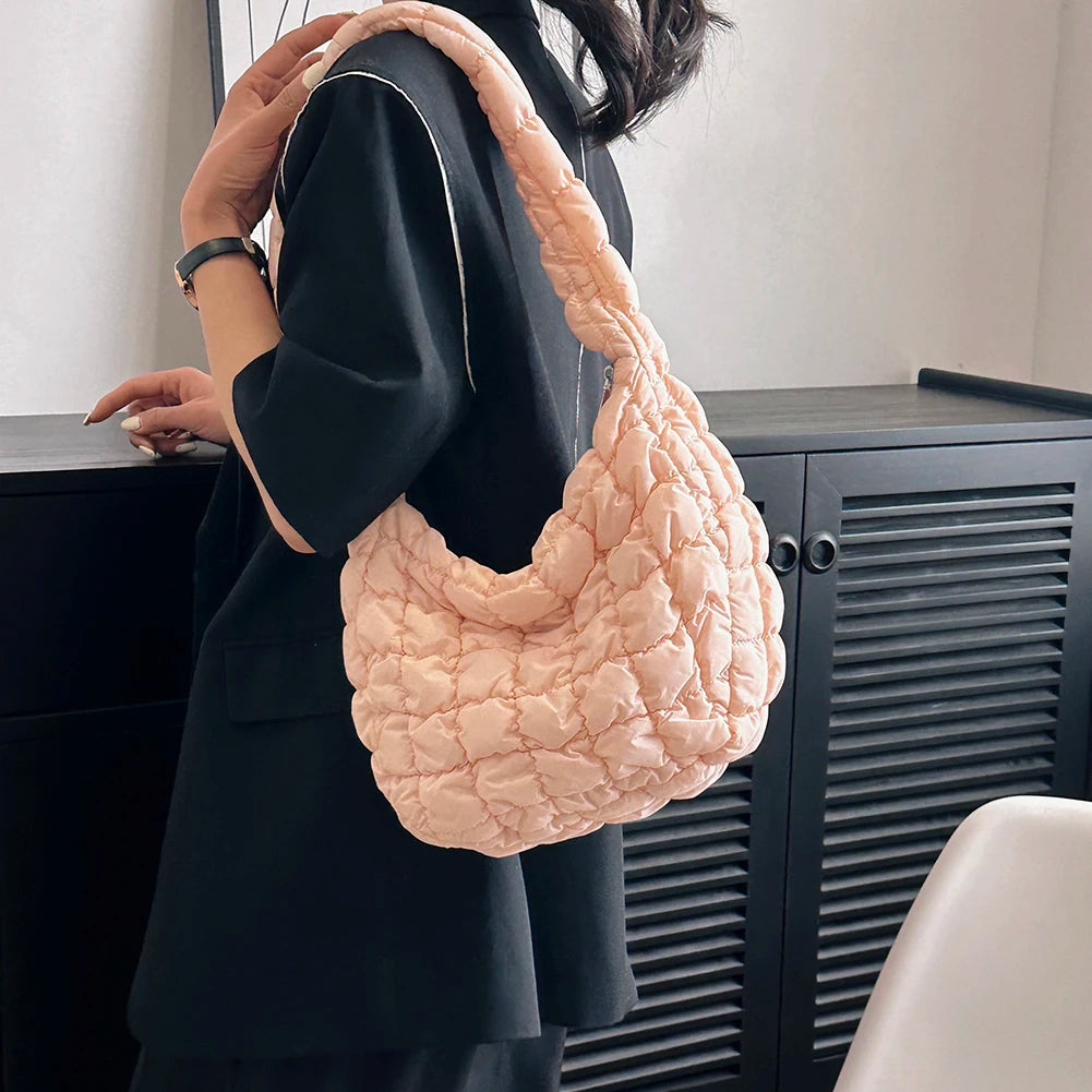 Beg Selempang Berlapis Berlapis Kulimut untuk Wanita Beg Bahu Awan Berlipat Buih Beg Tote Baldi Besar Beg Tangan Ruched 2023 